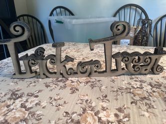 Trick or Treat Halloween Tabletop Sign