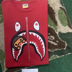 A Bathing Ape tee red Shark Medium 