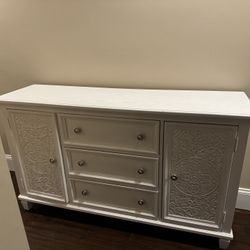 Beautiful White dresser