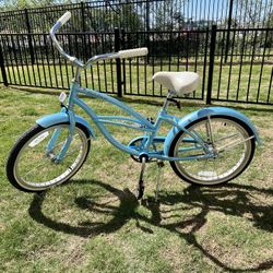 GIRLS BIKE FOR SALE $100