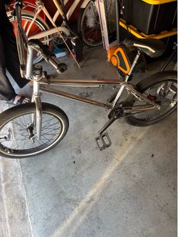 20 chrome Subrosa  shadow and odyssey box bike