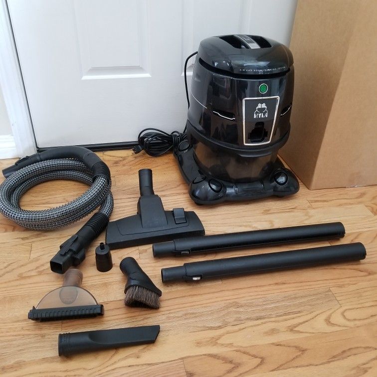 LIKE NEW cond HYLA VACUUM , Use Water Like RAINBOW , WORKS EXCELLENT , ALL ATTACHMENTS , AMAZING POWER SUCTION , WORKS EXCELLENT , In THE BOX ,