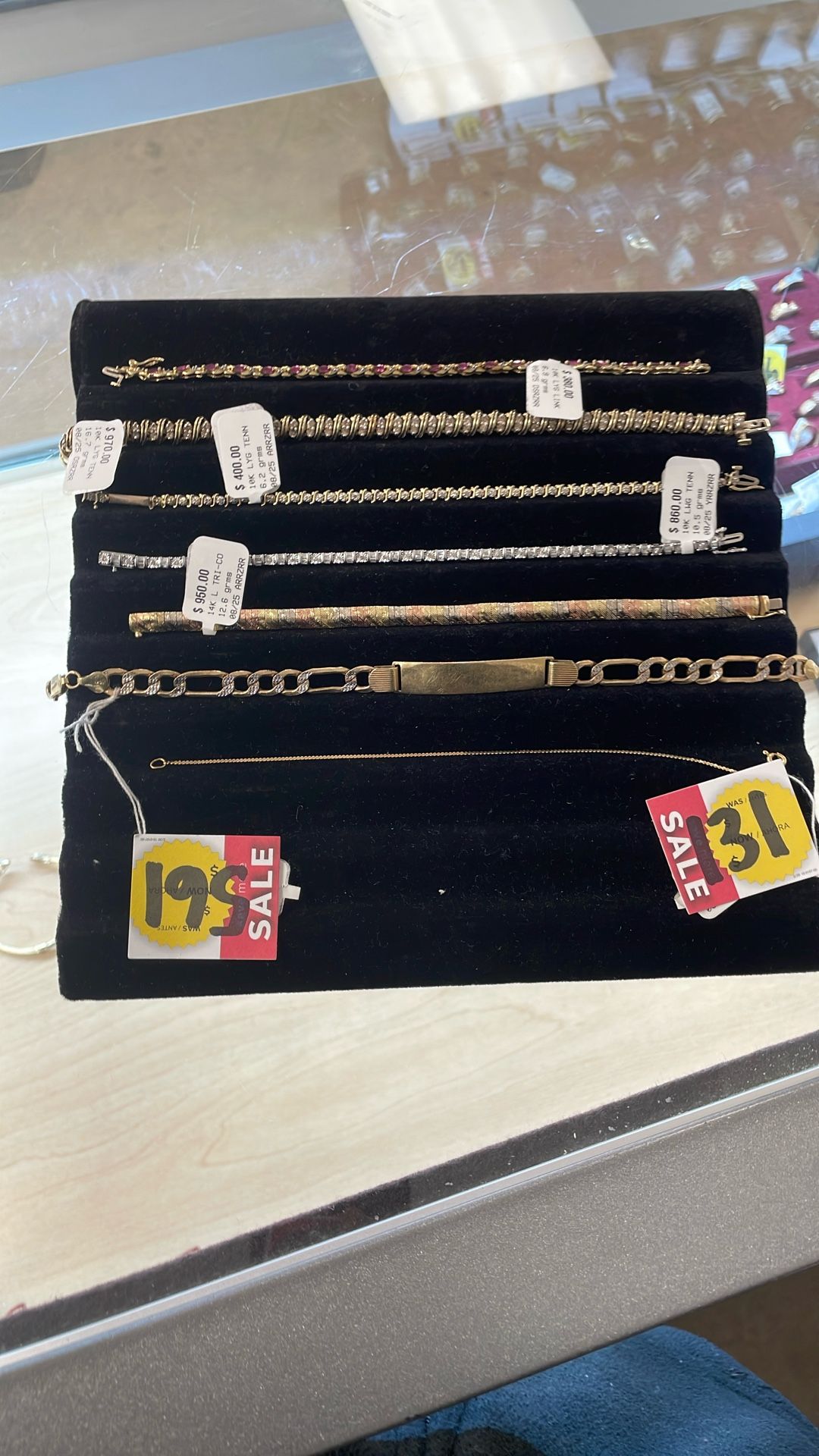 / Bracelets
