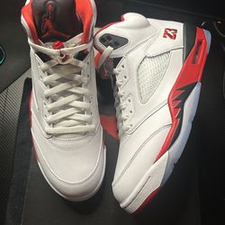 Jordan 5 Fire Red Size 11 Used
