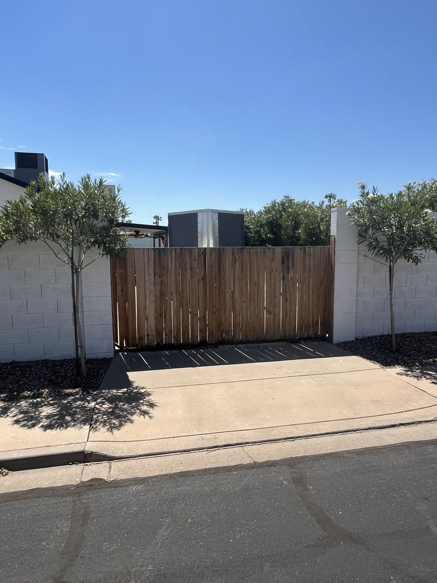 RV Gate