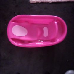 Baby Girl Bath Tub