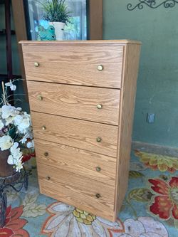 Gorgeous dresser