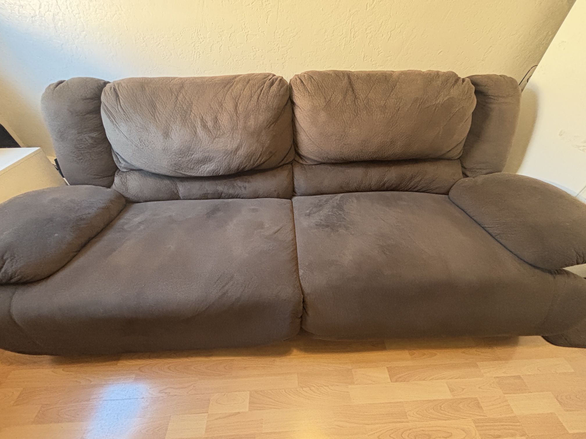 Reclining Sofa/Couch