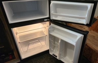 Galanz  3.1 cu ft Compact Refrigerator, Stainless Steel