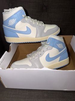 Shoes size 9  women
