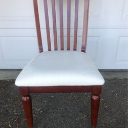 Solid Chair 