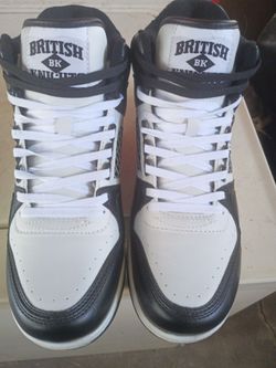 tennis shoes