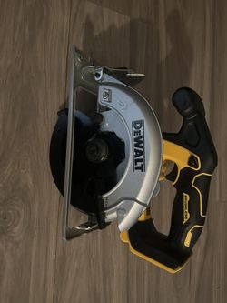 DeWalt Cordless Saw