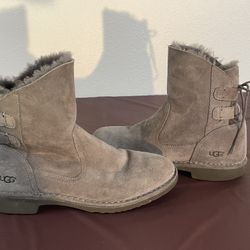 Ugg Boots Women’s Size 9