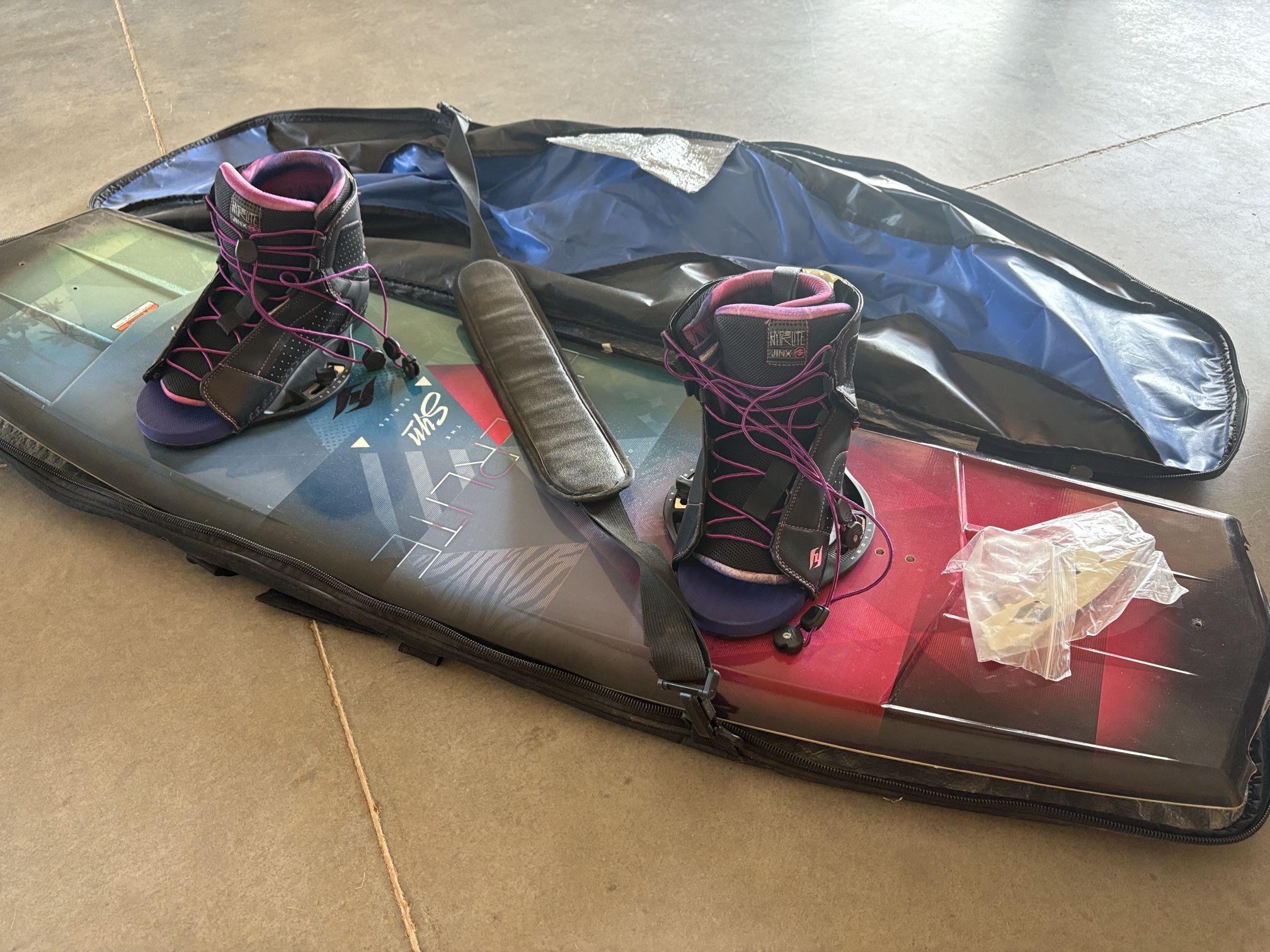 Women‘s Wakeboard 142 cm with bindings