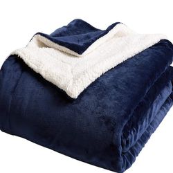 HomeSmart Products Sherpa Fleece Blanket 48" x 60" Navy/White