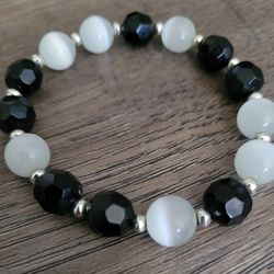 NEW! Beaded Bracelet!