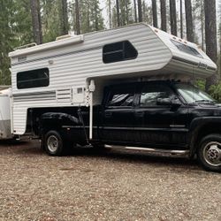 2001 Lance 1010