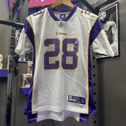 Reebok Adrian Peterson Minnesota Vikings #28 Jersey Youth Large 14-16 NFL Kids