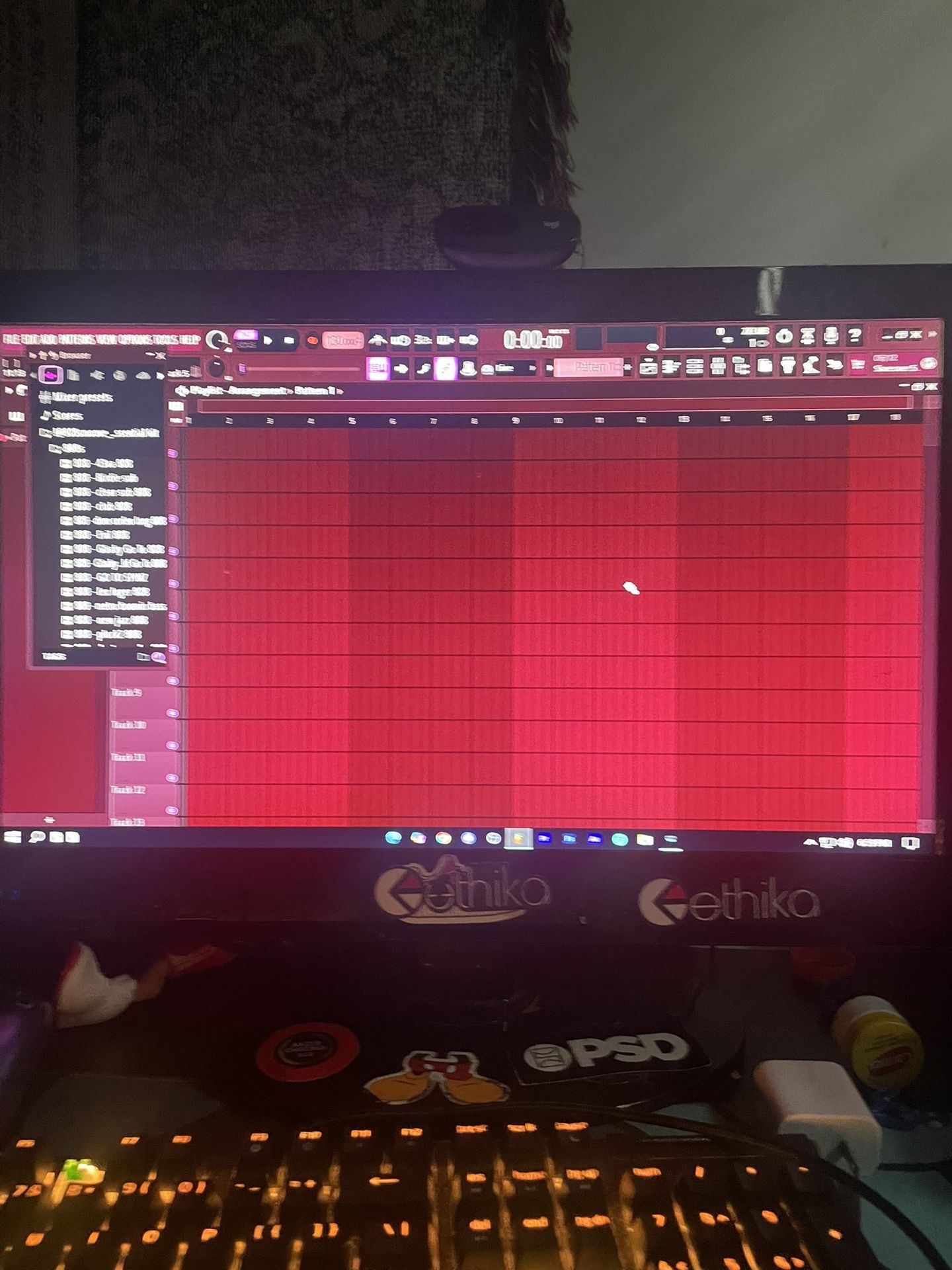 Desktop Dell Pc Comes With Fl Studio 24 , Adobe After Effects 2021 , Premie Pro 2025 , And Photoshop 2025