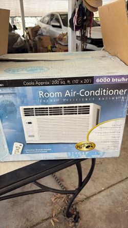 New. Hampton Bay Window A/c