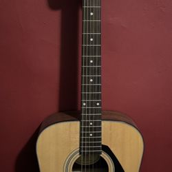 Yamaha Acoustic Guitar 