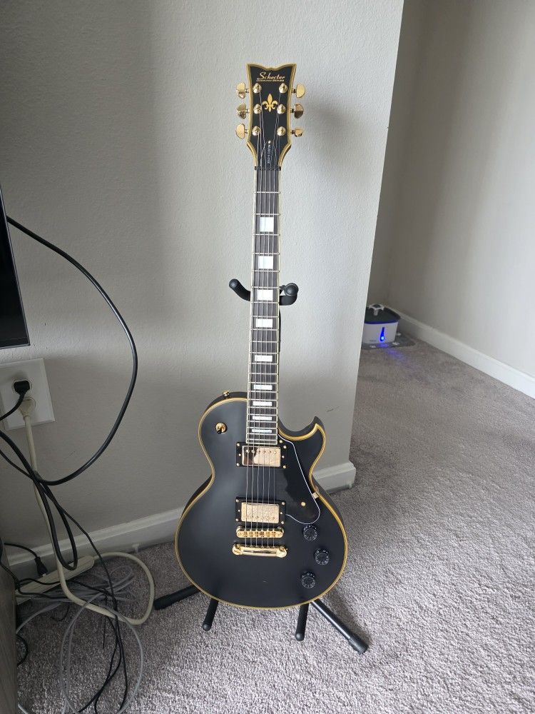 Schecter Solo-II Custom - Aged Black - Modern Classic, Exceptional Tone!