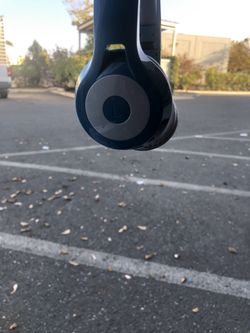 Vivitar Bluetooth headphone