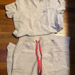 Women’s FIGS Scrubs 