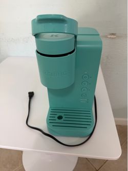 Keurig K-Express Single Serve Coffee Maker – Mint/Turquoise – Works Great