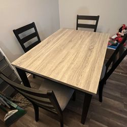 5 Pc Dining Table Set