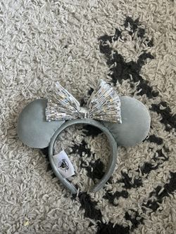 Minnie Mouse Ears Gray