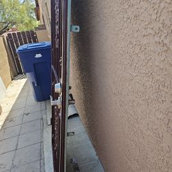 Puerta De Fierro De Entrada