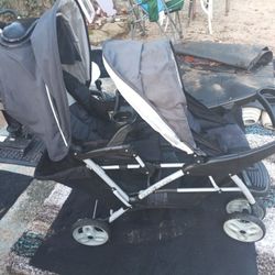 3 Items Graco Duo Glider Double Stroller Plus A Highchair Plus A Evenflo Carseat