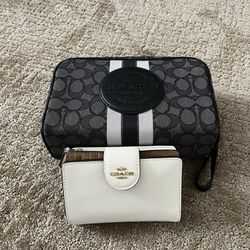 Hand Bag With A Wallet