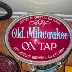 Vintage Old Milwaukee Beer On Tap Schlitz Oval Lighted Double-Sided Sign Brewing
