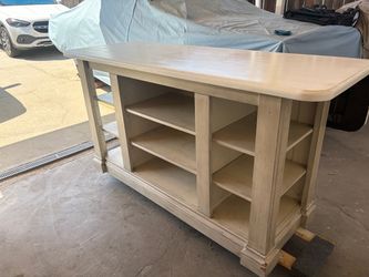 Kitchen island