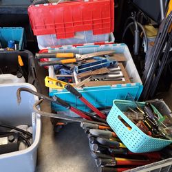 Garage Warehouse Parling Lot Sale