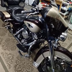 1998 Harley-Davidson Ultra Classic Electra Glide. 95th Anniversary Edition 2273 Of 3000 Made