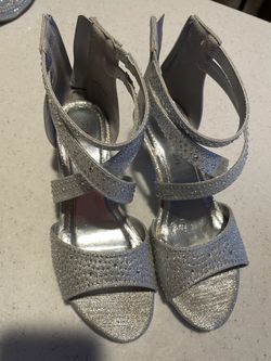 Girls Size 3 Silver Sparkly Heels Shoes
