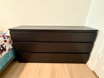 Large 6-Drawer Modern Dark Brown Dresser - Great Shape