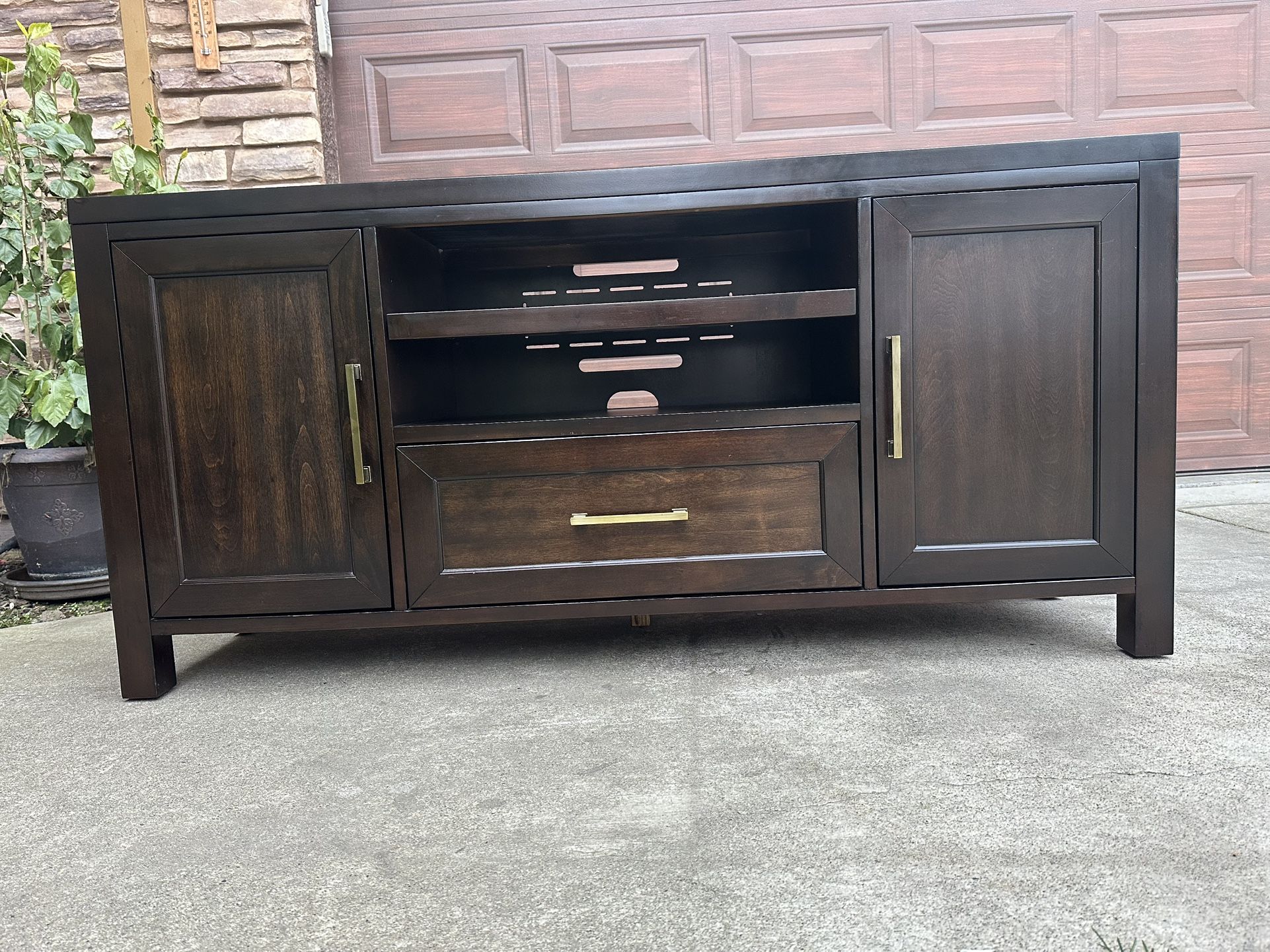 Parker House Furniture Solid Wood TV Stand/Console