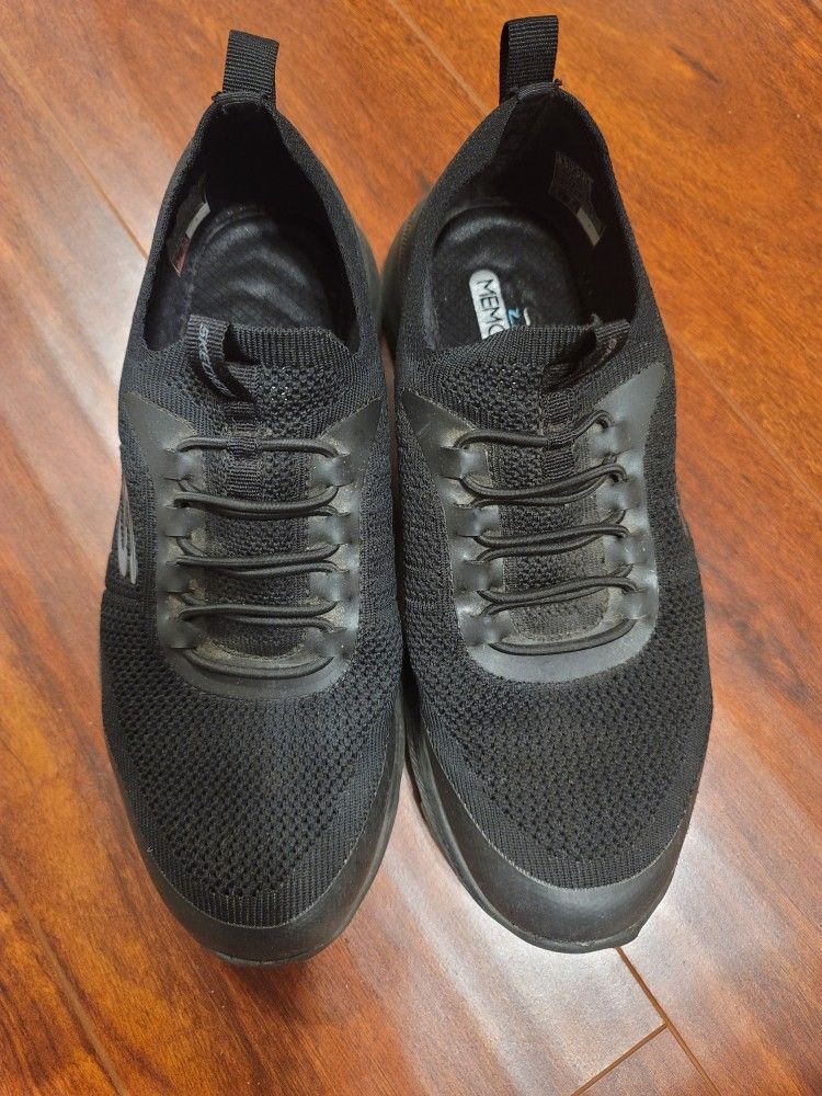 Men's Memory Foam Skechers 8.5