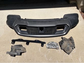 2018 Jeep Grand Cherokee Fascia