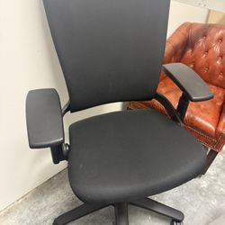 ALLSTEEL BLACK OFFICE CHAIR 