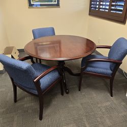 Gorgeous Cherry Wood Table And 4 Chairs