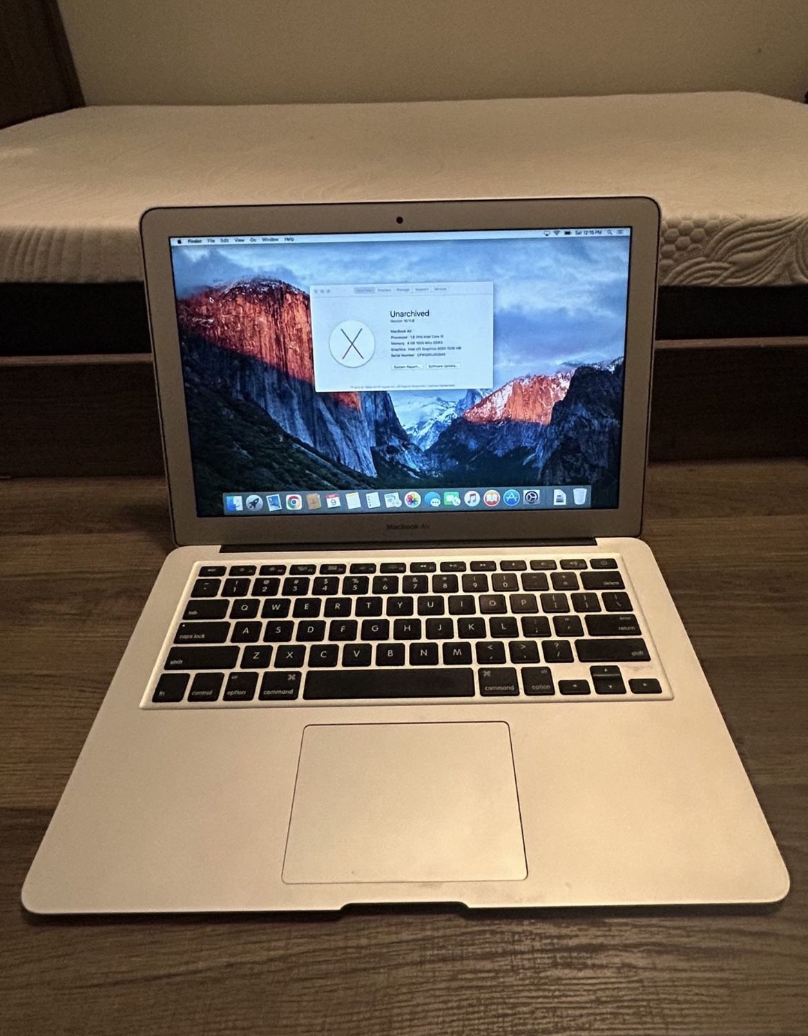 MacBook Air (Early 2015)