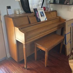 Hobart M. Cable Piano