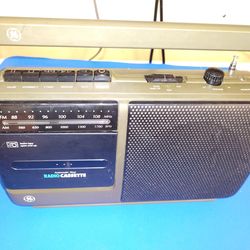 Vintage 1980's GE Radio Cassette Player.  Works Great