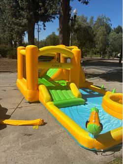 Inflatable Water Park